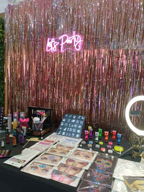 Love Glitter Bar